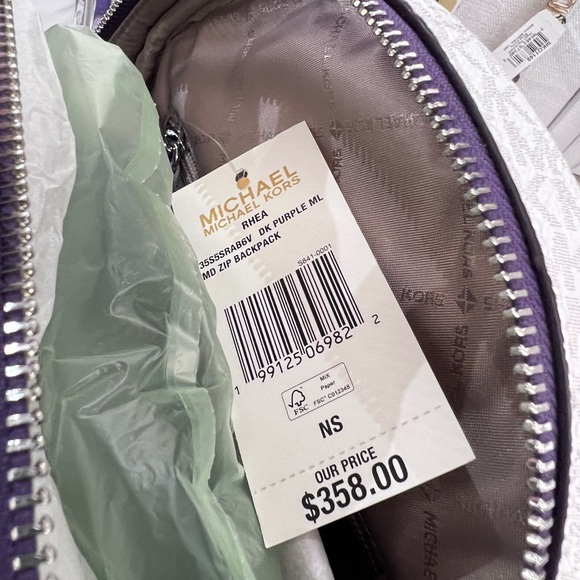 MICHAEL KORS Rhea Medium Color-Block Signature Logo Backpack - Picture 12 of 12